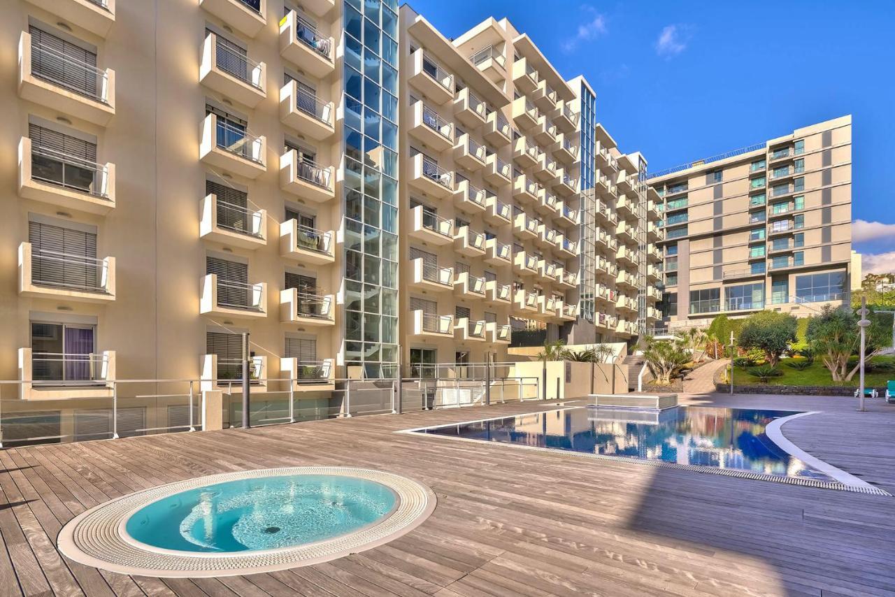 Blue Sky Apartment With Pool By Hr Madeira 푼샬 외부 사진